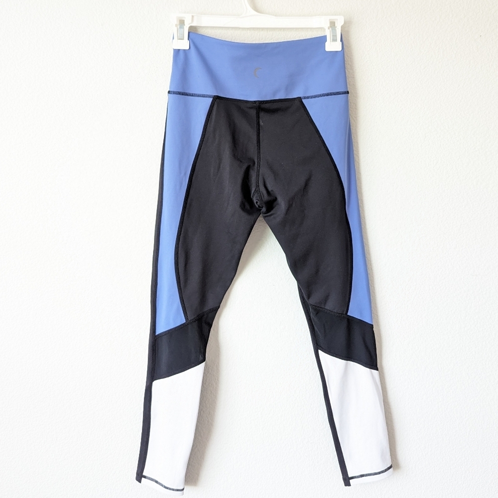 ZYIA Active Color Block Leggings Periwinkle White & Black